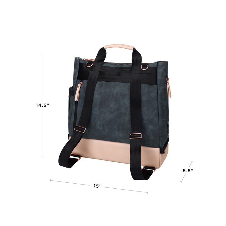 pivot pack dimensions 14.5 inches tall, 15 inches wide, 5.5 inches deep