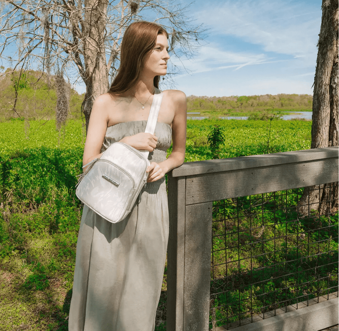Feeding On the Go: Find the Right Diaper Bag for Your Feeding Journey