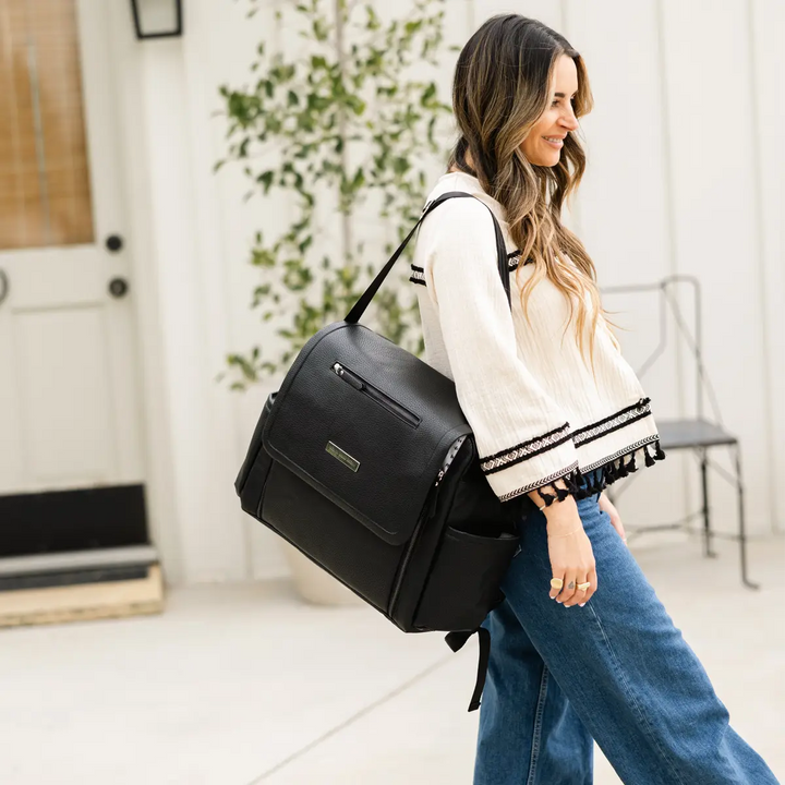 mom wearing boxy backpack deluxe in ebony