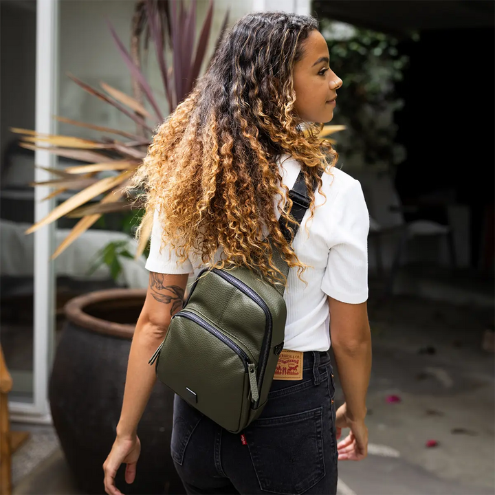 Criss-Cross Sling in Olive