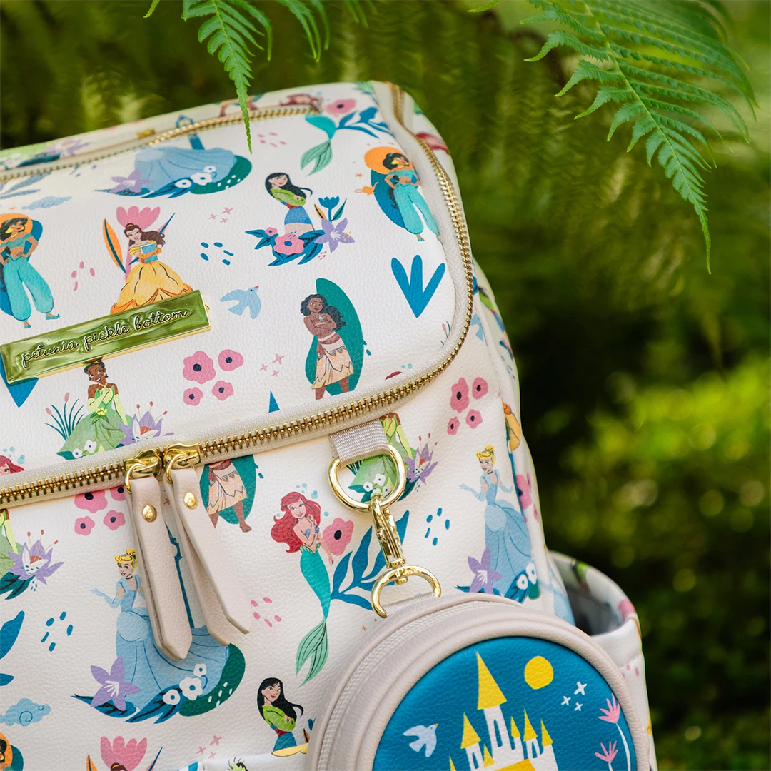 close up image of Method Backpack in Disney Princess Courage & Kindness