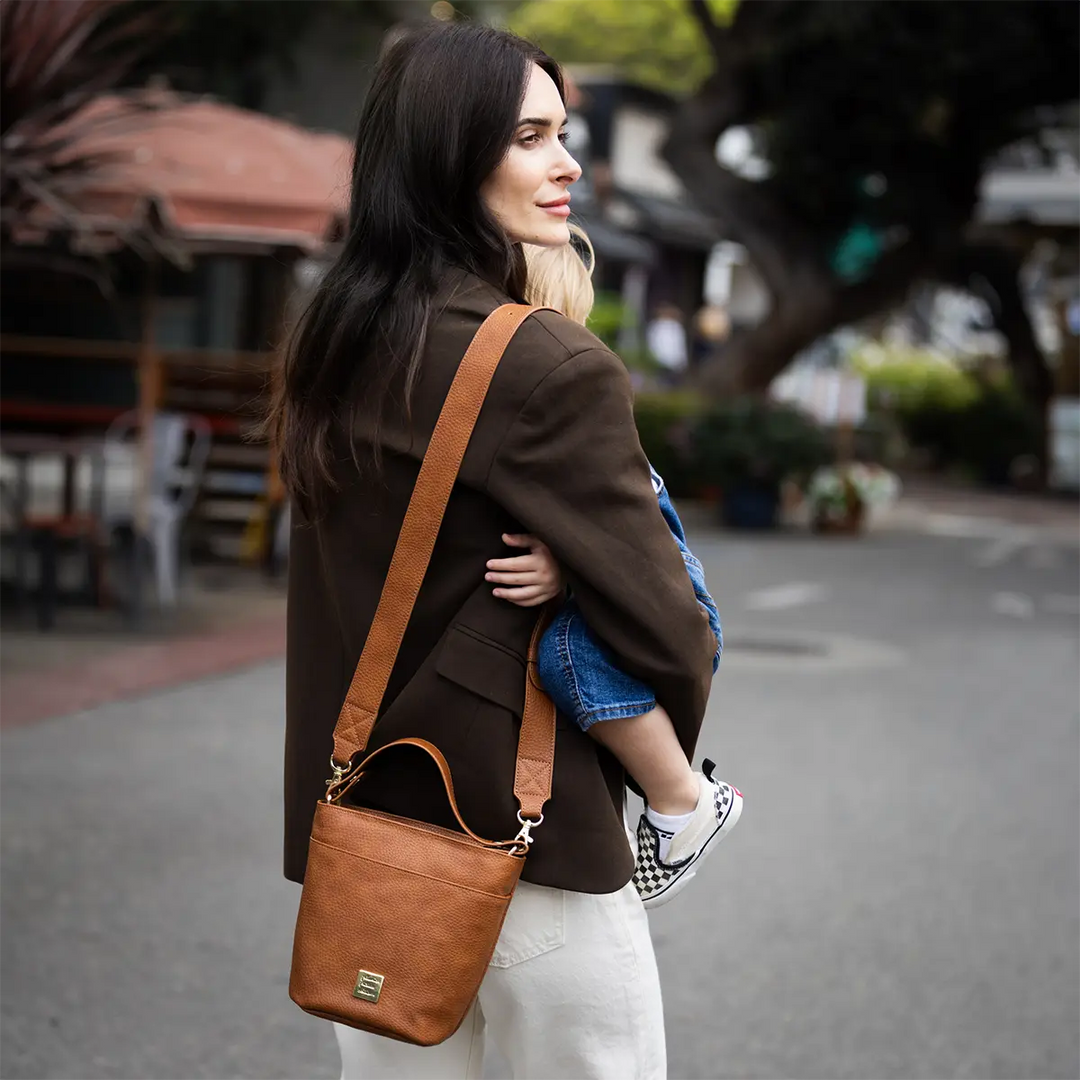 Petite Bucket Bag in Cedar