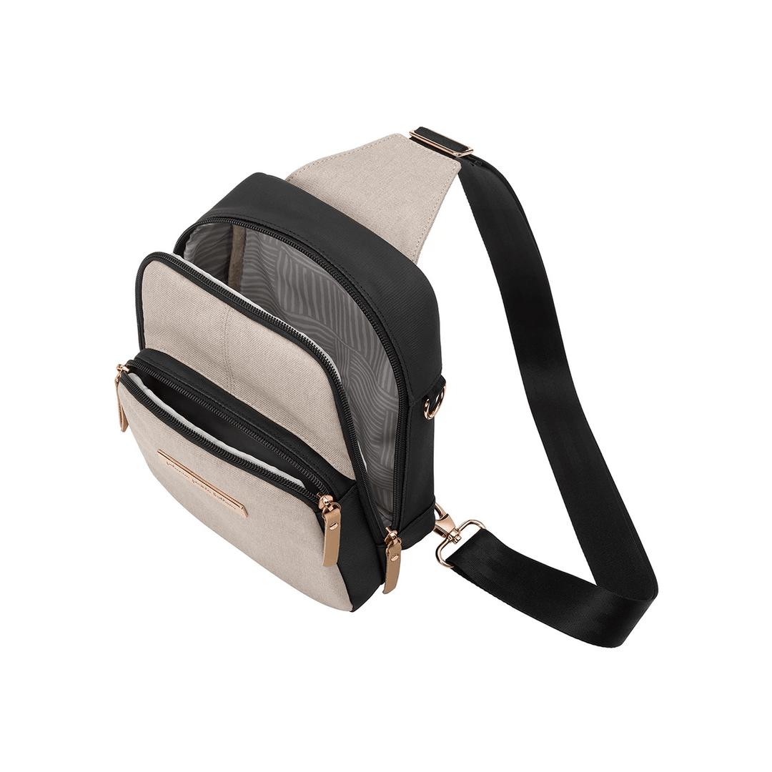 criss-cross sling in black/sand
