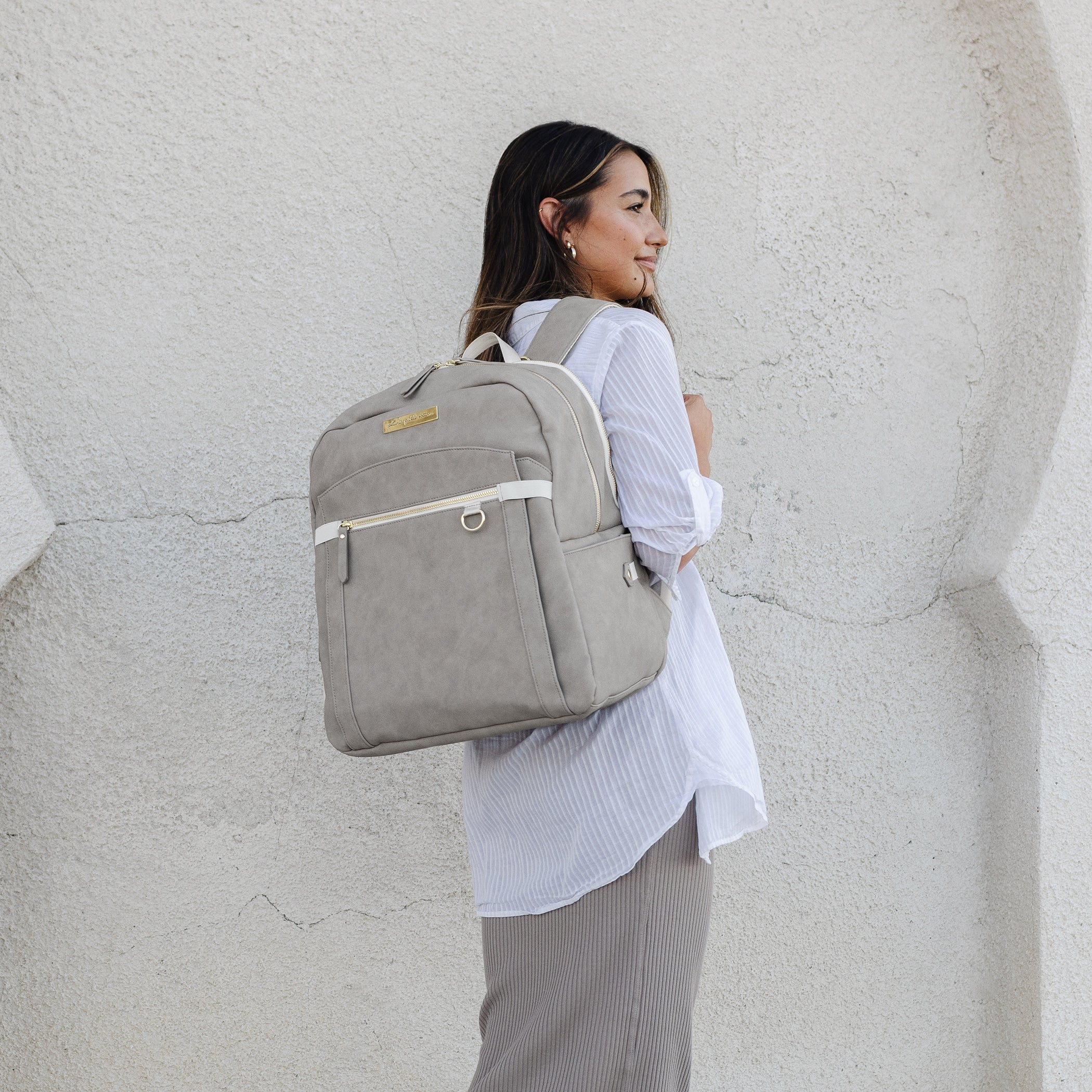 Petunia pickle bottom shop gray diaper bag