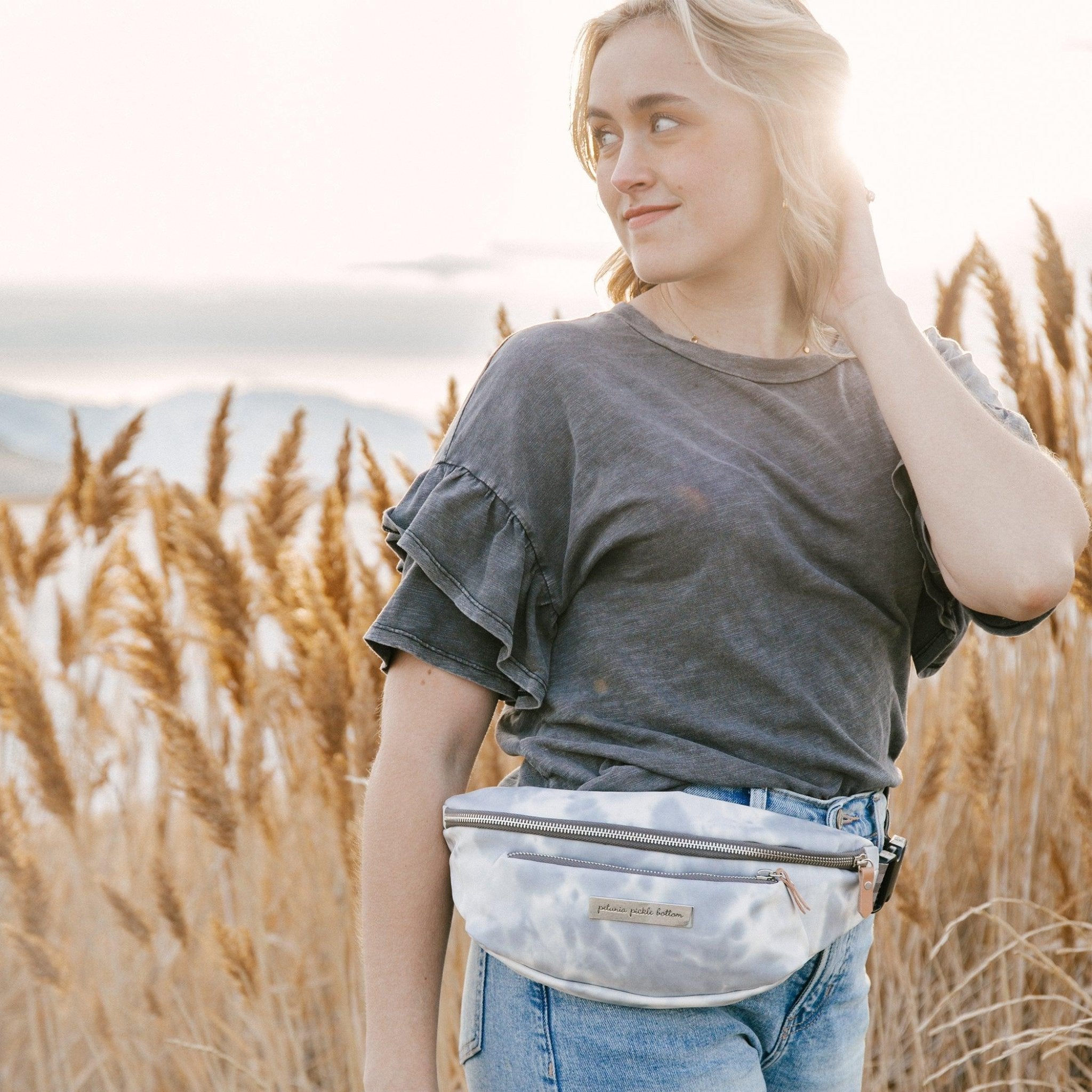 All-Around Belt Bag in Smoke Swirl Tie Dye – Petunia Pickle Bottom